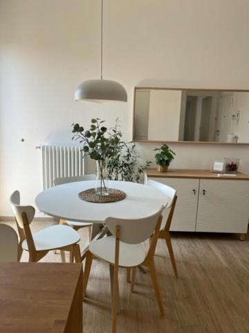 Puccini Apartment Модена Экстерьер фото