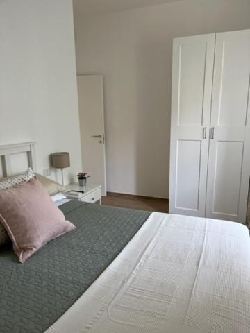 Puccini Apartment Модена Экстерьер фото